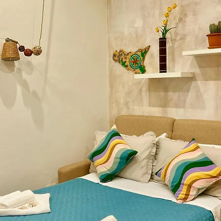 Nauma Loft Bed & Breakfast *